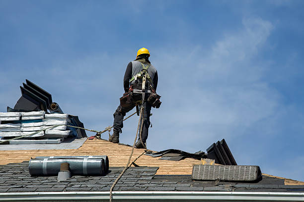 Professional Gutter Installation technician working in Whitewater, CA
